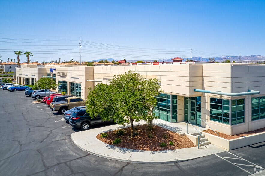 More Photos Of 7660 W Cheyenne Ave, Las Vegas Unknown For Lease