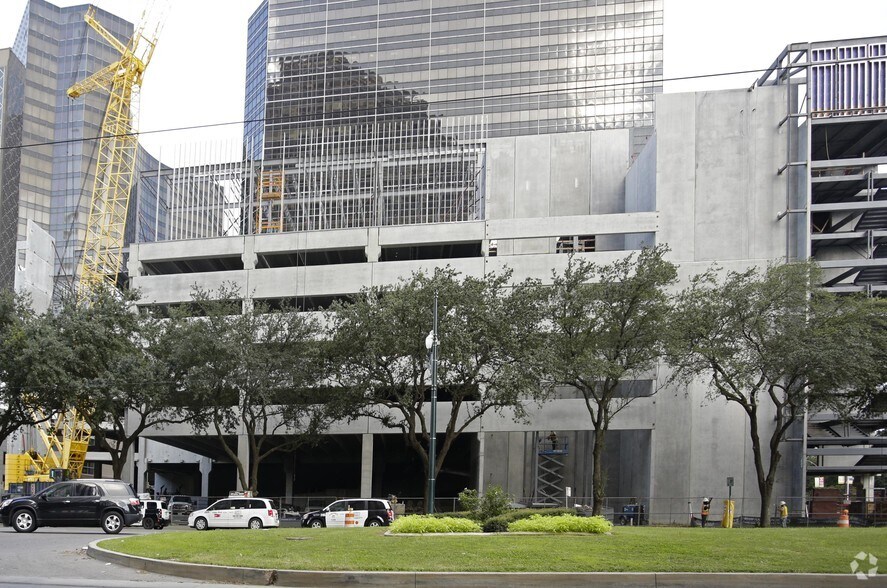 More Photos Of 1200 Poydras St, New Orleans Freestanding For Sale