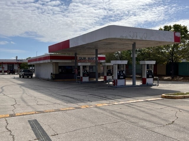 More Photos Of 1616 Dale Mabry Hwy, Lutz Auto Repair For Sale