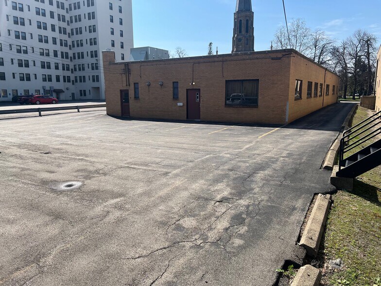 More Photos Of 735 Delaware Ave, Buffalo Office For Sale