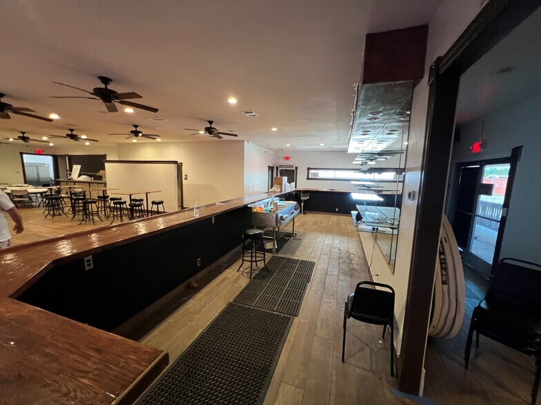 More Photos Of 5020 19 1/2 Ave, Riverdale Restaurant For Sale