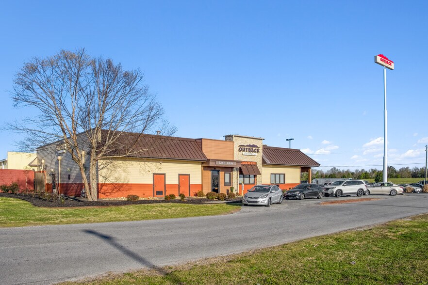 More Photos Of 945 Factory Shops Blvd, Gaffney Restaurant For Sale