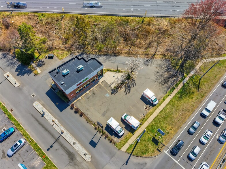 More Photos Of 613 Queen St, Southington Storefront For Sale