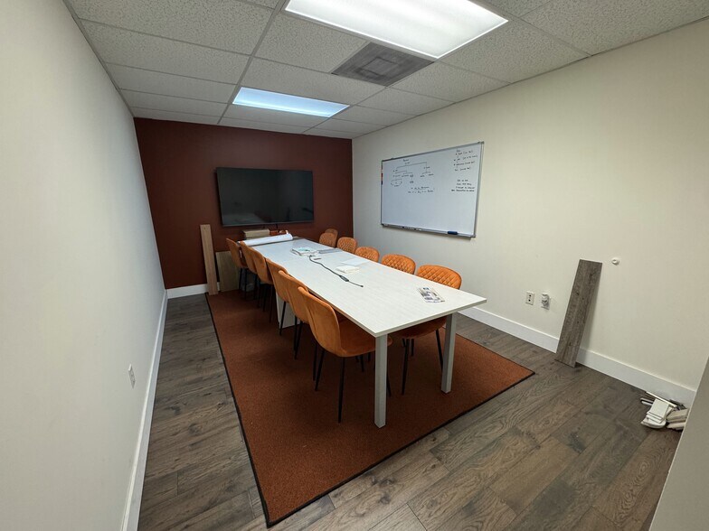 More Photos Of 2726-2732 Pemberton Dr, Apopka Warehouse For Sale