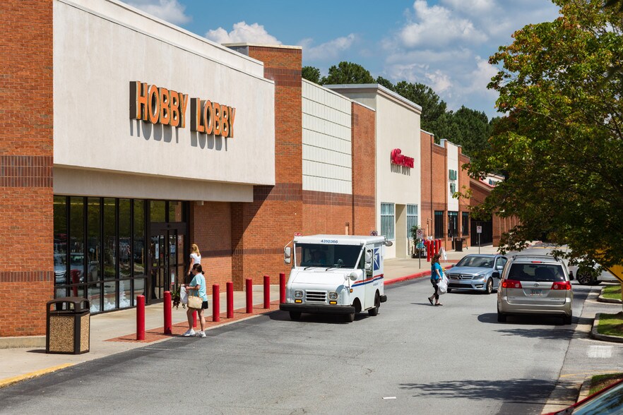 More Photos Of 5805 State Bridge Rd, Johns Creek Storefront For Lease