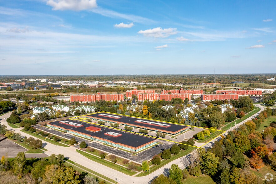 More Photos Of 25510 W 11 Mile Rd, Southfield Research And Development For Lease