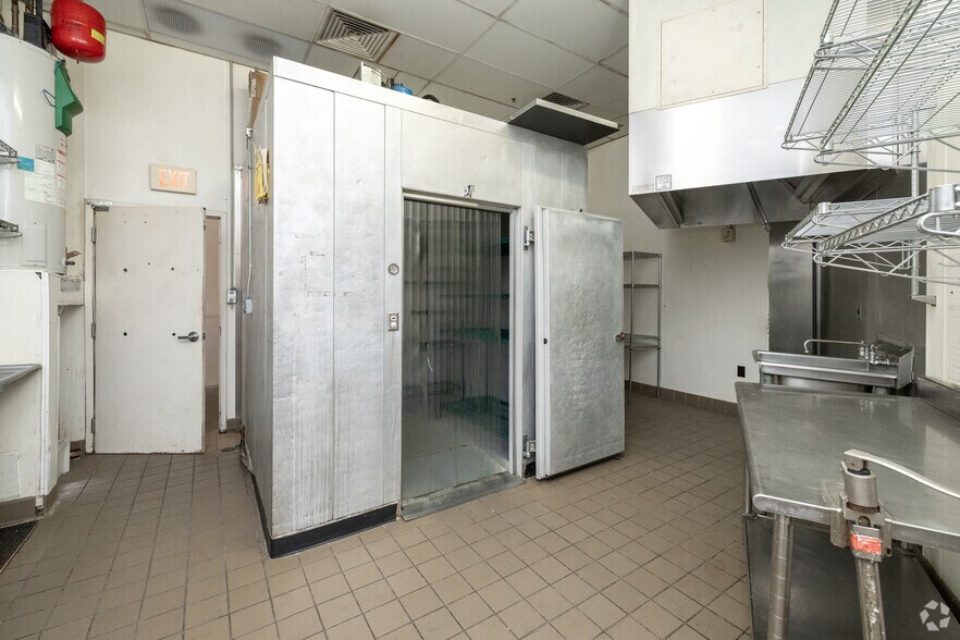 More Photos Of 333 Apache Mall, Rochester Unknown For Sale