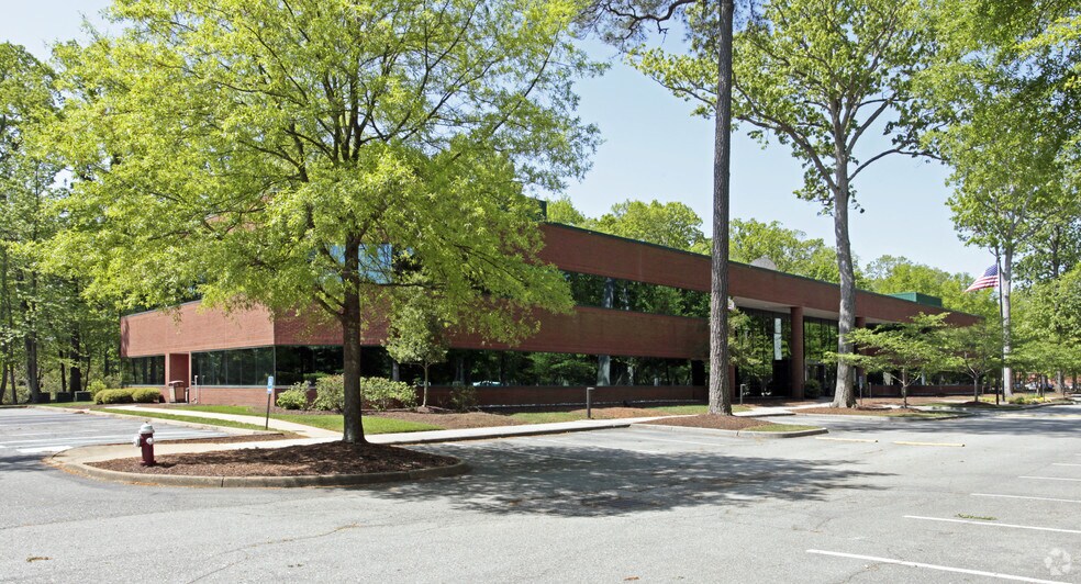 Primary Photo Of 521 Butler Farm Rd, Hampton Office For Sale