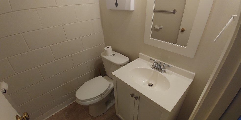 More Photos Of 77-89 Jackson St, Hayward Office For Lease