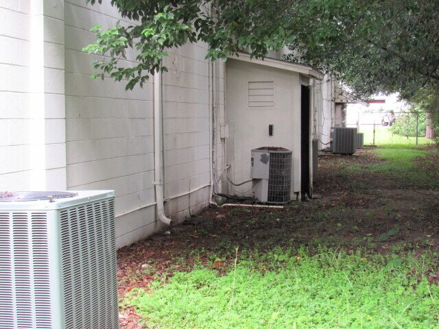 More Photos Of 4001 Confederate Point Rd, Jacksonville Medical For Sale