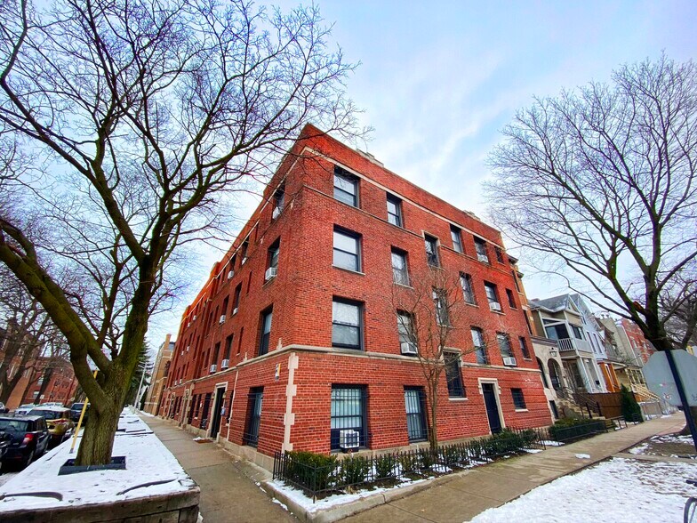 Primary Photo Of 915-925 W Schubert Ave, Chicago Apartments For Sale