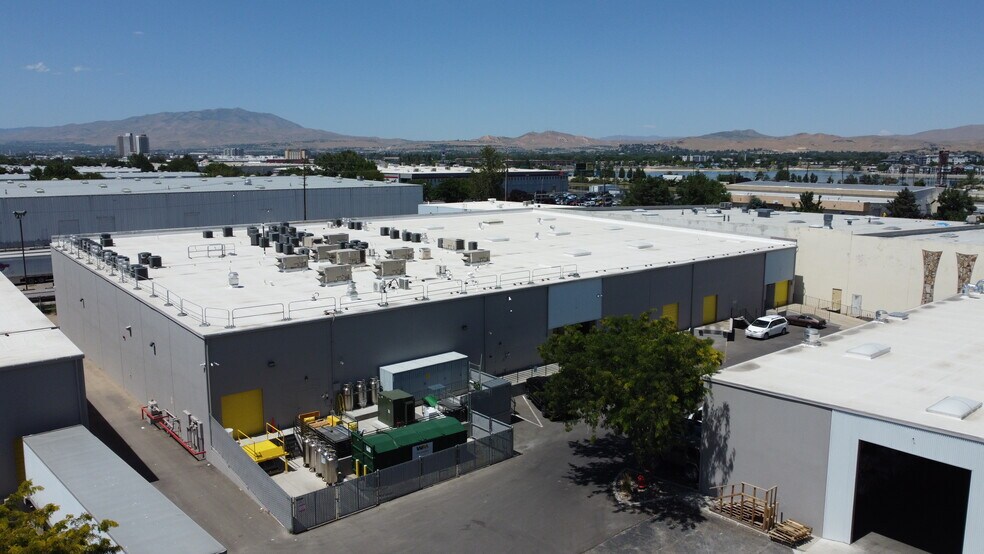 More Photos Of 851-855 Deming Way, Sparks Manufacturing For Sale
