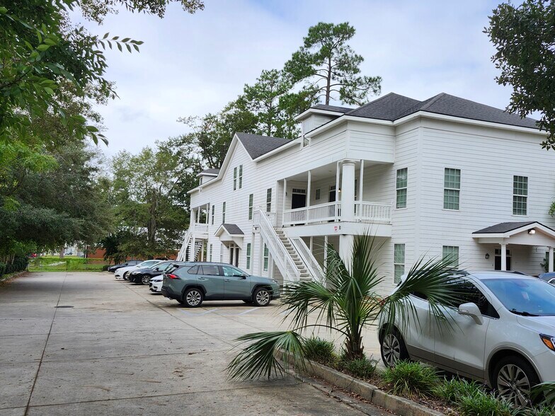 More Photos Of 1514 N Oak St, Valdosta Apartments For Sale