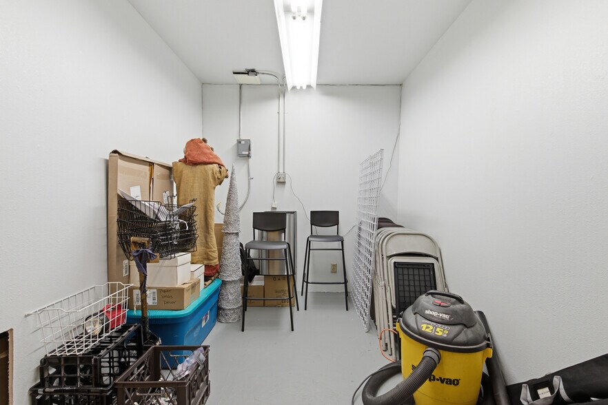 More Photos Of 1314 NW Irving St, Portland Apartments For Sale