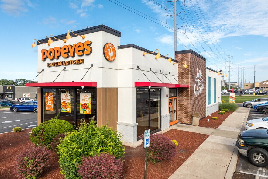 More Photos Of 1530-1578 Chester Pike, Eddystone Unknown For Lease