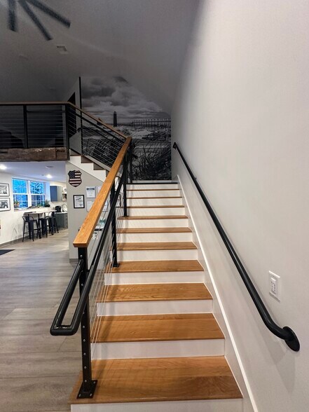 More Photos Of 118 N 3rd St, Grand Haven Office For Sale