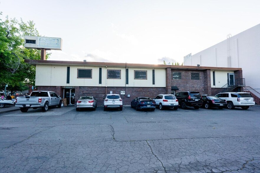 More Photos Of 1767 Market St, Redding Loft Creative Space For Lease