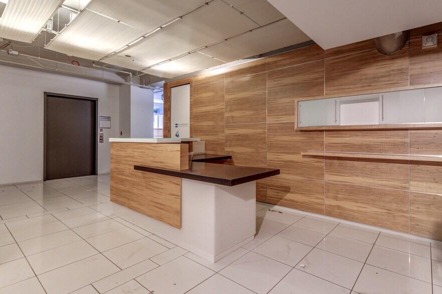 More Photos Of 300 N Broadway, Saint Louis Apartments For Sale