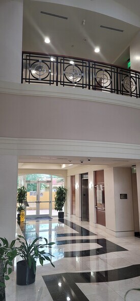 More Photos Of 14400 NW 77th Ct, Miami Lakes Office For Lease