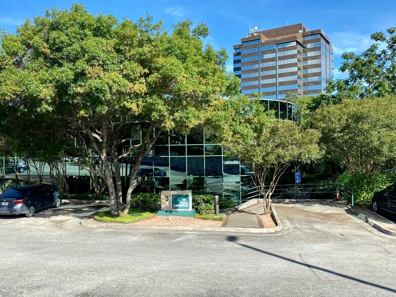 More Photos Of 4242 Medical Dr, San Antonio Unknown For Lease