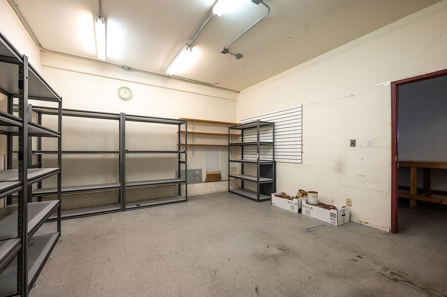 More Photos Of 5935-5937 Mission St, Daly City Warehouse For Lease