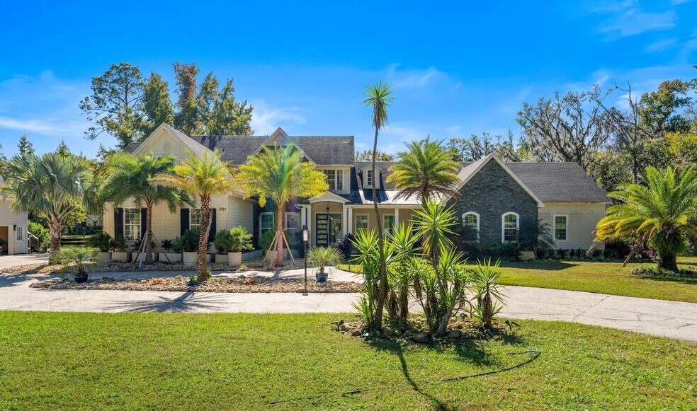 More Photos Of 3010 Starratt Rd, Jacksonville Office For Sale