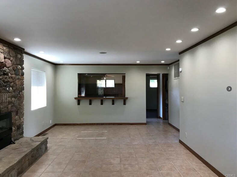More Photos Of 1002 11th St, Lakeport Office Residential For Lease