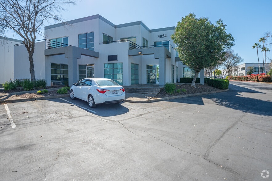 More Photos Of 3050 Fite Cir, Sacramento Unknown For Lease
