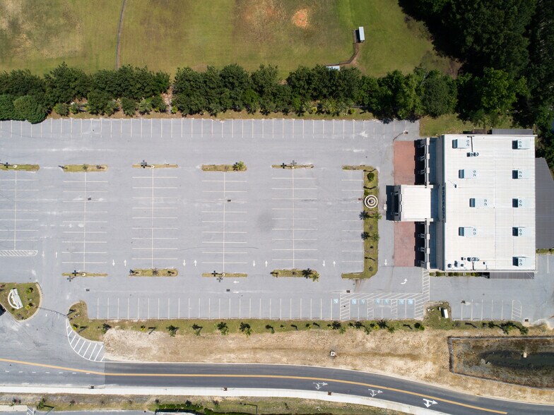 More Photos Of 1501 Skibo Rd, Fayetteville General Retail For Sale