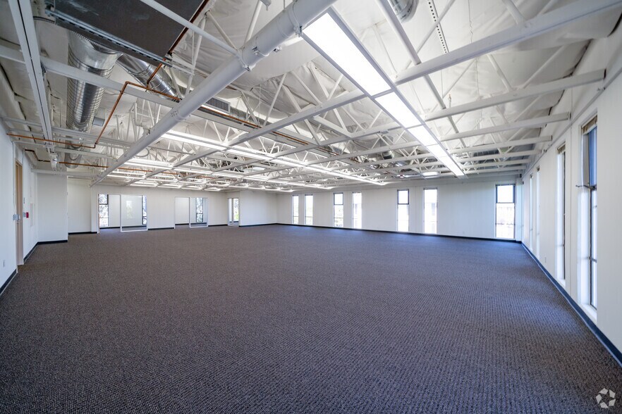 More Photos Of 1650 S Amphlett Blvd, San Mateo Unknown For Lease