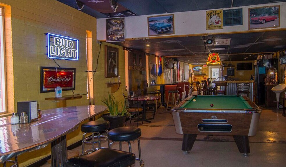 More Photos Of 21455 W I-40 Business, Seligman Hotel For Sale