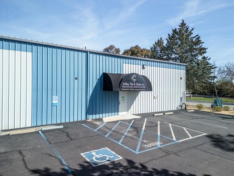 Primary Photo Of 325 Santa Bella, Paso Robles Warehouse For Sale