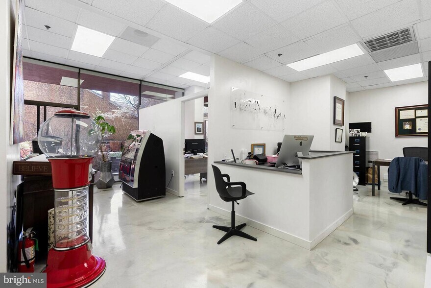 More Photos Of 1420 Locust St, Philadelphia Apartments For Sale