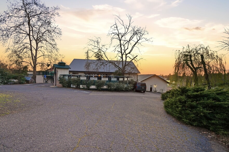 More Photos Of 21645 Parrotts Ferry Rd, Sonora Specialty For Sale