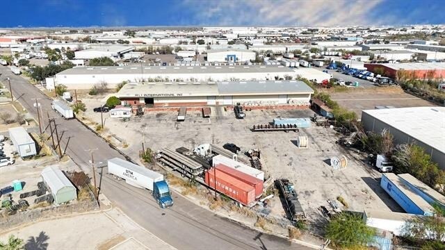 More Photos Of 609 Enterprise St, Laredo Industrial For Sale