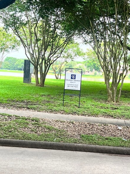 More Photos Of 2255 Williams Trace Blvd, Sugar Land Land For Sale