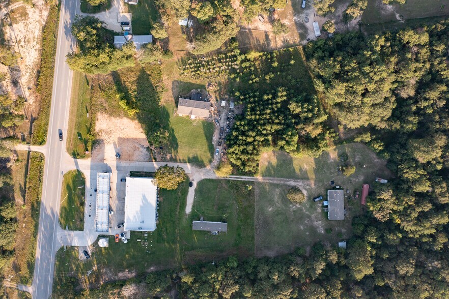 More Photos Of 18274 FM 2090 Rd, Conroe General Retail For Sale