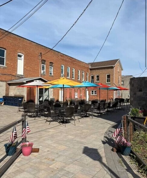 More Photos Of 3154 State St, Caledonia Freestanding For Sale