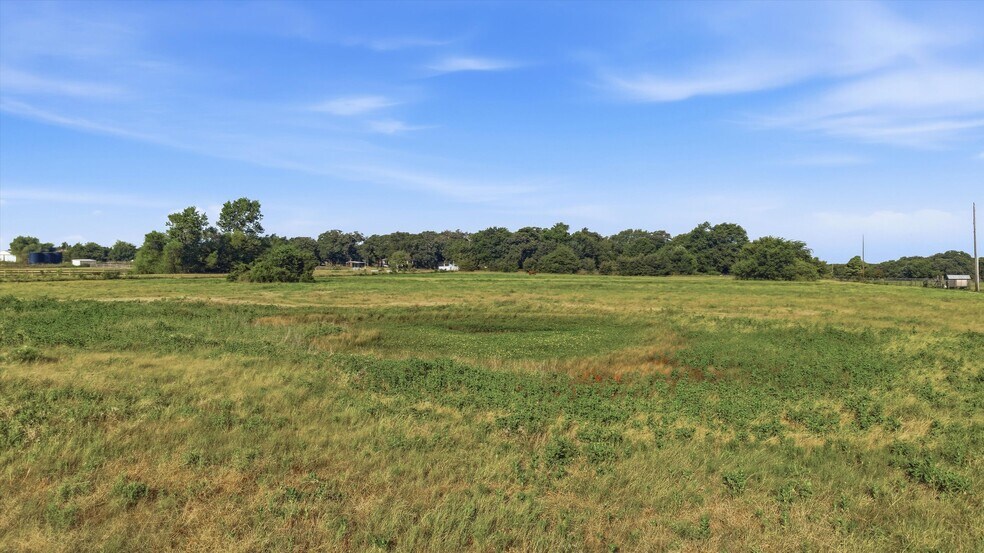 More Photos Of 1614 W Line Rd, Whitesboro Land For Sale