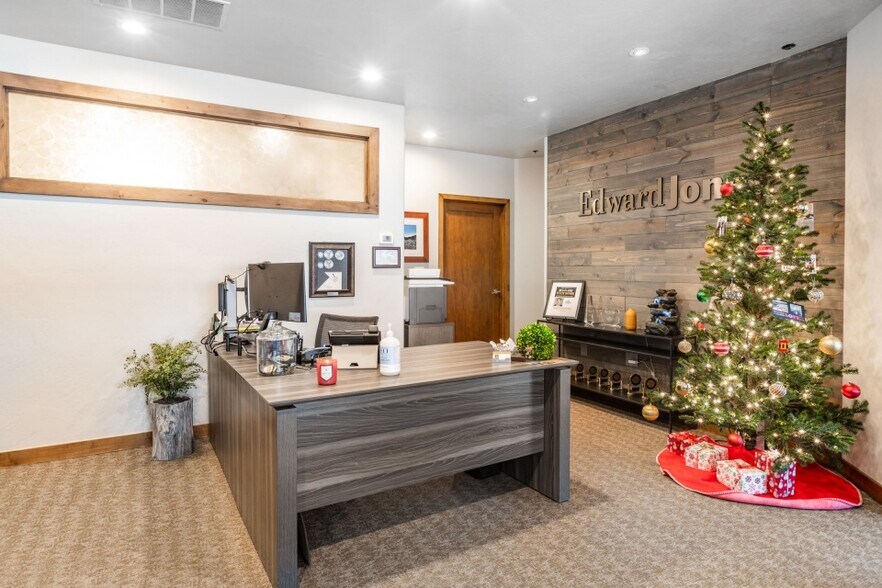 More Photos Of 1920 Prospector Ave, Park City Office For Sale