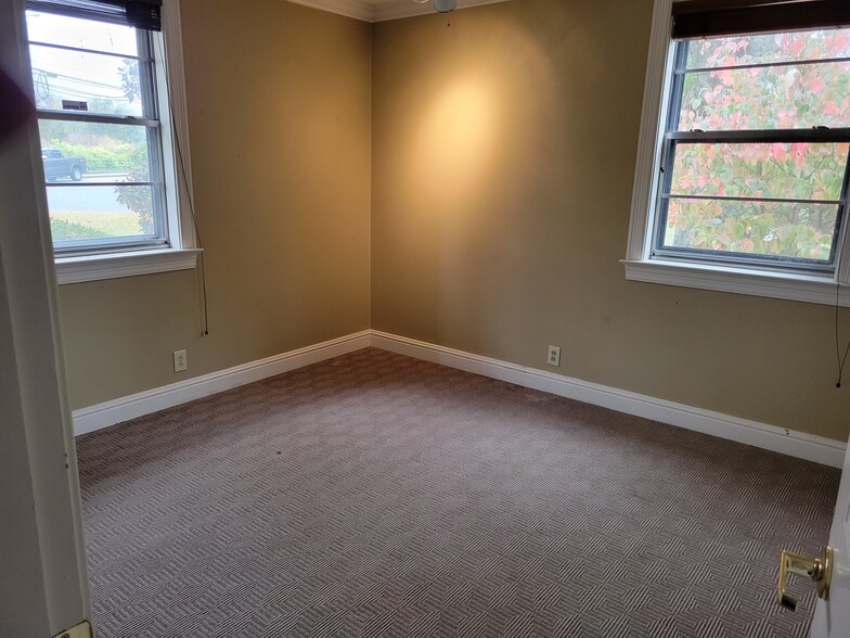 More Photos Of 2724 Berrywood Dr, Nashville Office Residential For Sale