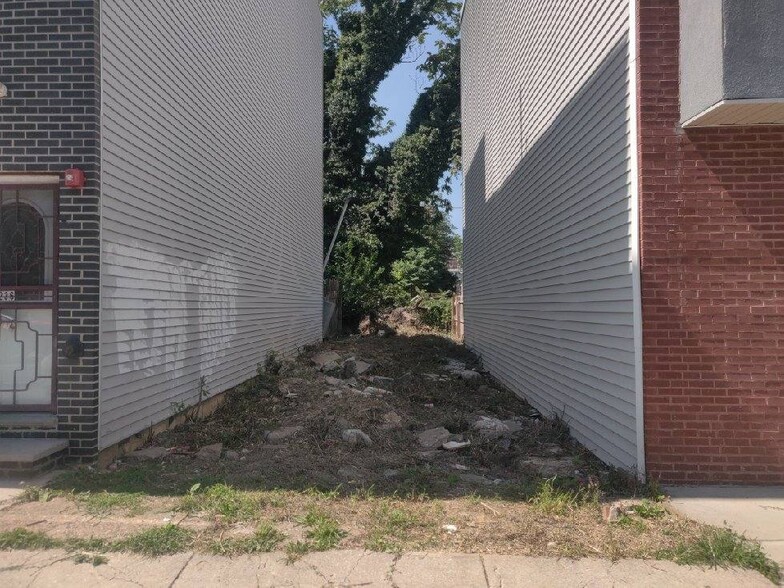 Primary Photo Of 1238 15th St, Philadelphia Land For Sale