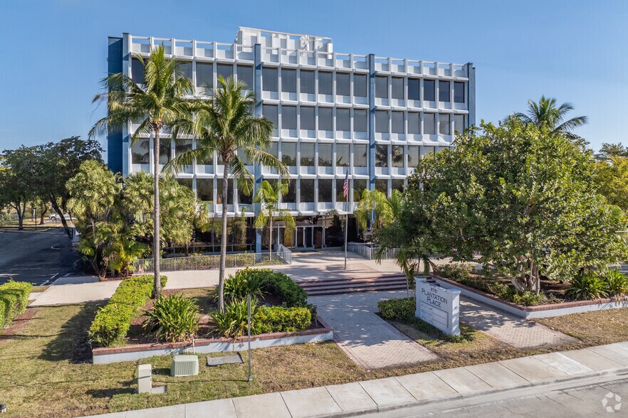 More Photos Of 8751 W Broward Blvd, Plantation Office For Sale