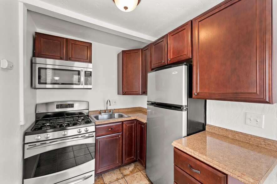 More Photos Of 119 E Leslie Ave, South Salt Lake Apartments For Sale