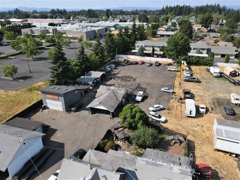 More Photos Of 2784-2800 Baseline St, Cornelius Auto Dealership For Sale