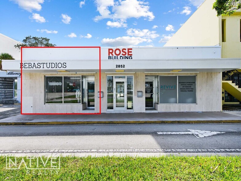 Primary Photo Of 2852 E Oakland Park Blvd, Fort Lauderdale Storefront Retail Office For Sale