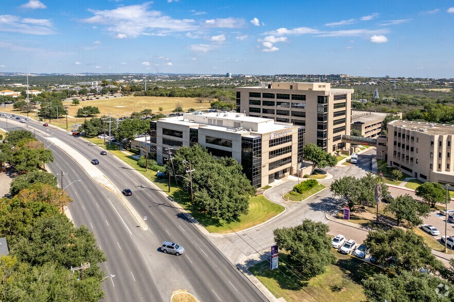 More Photos Of 2833 Babcock Rd, San Antonio Medical For Lease