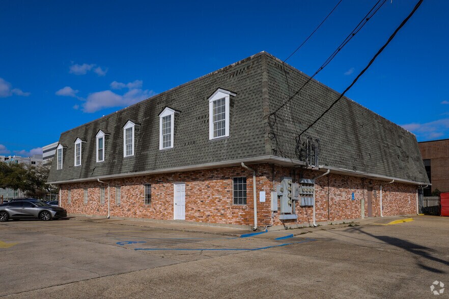 More Photos Of 4520 Wichers Dr, Marrero Medical For Lease