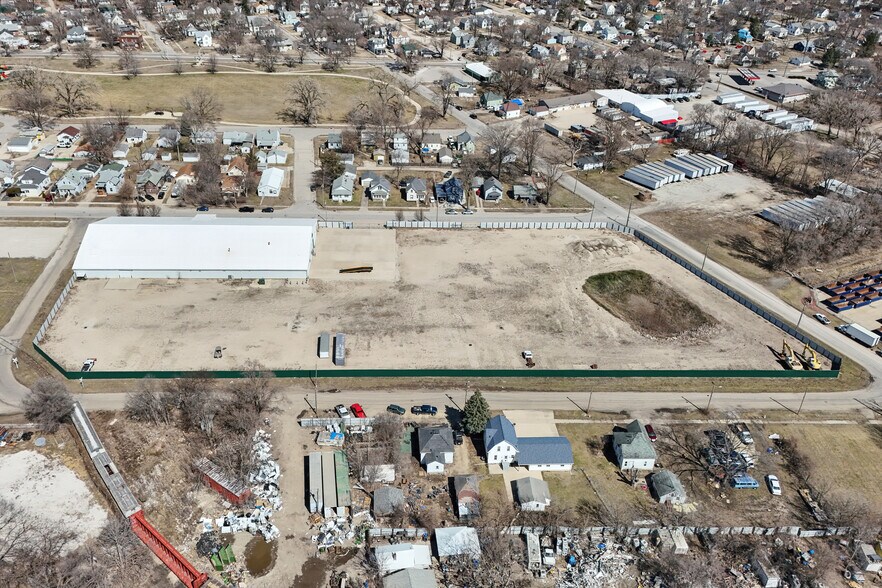 More Photos Of 410 Rath St, Waterloo Industrial For Lease