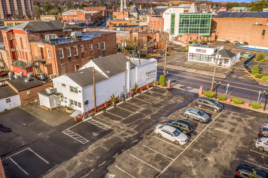 More Photos Of 50-52 E Main St, Torrington Restaurant For Lease